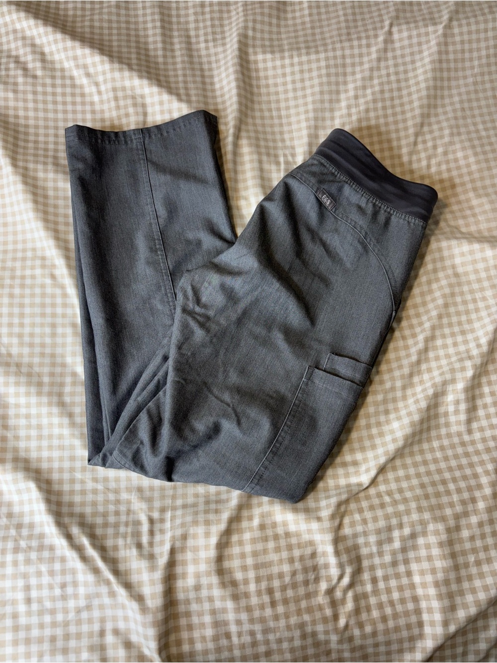 Figs Kade Cargo Scrub Pants in Graphite